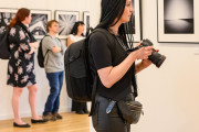 Relacja z wernisażu wystawy „Światłoczułość” w Galerii Fotografii Formaty